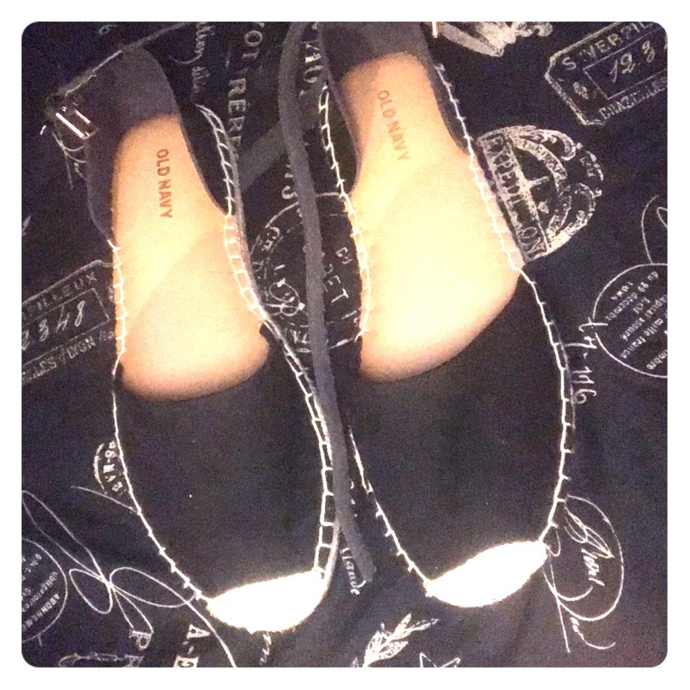 Black Shoes